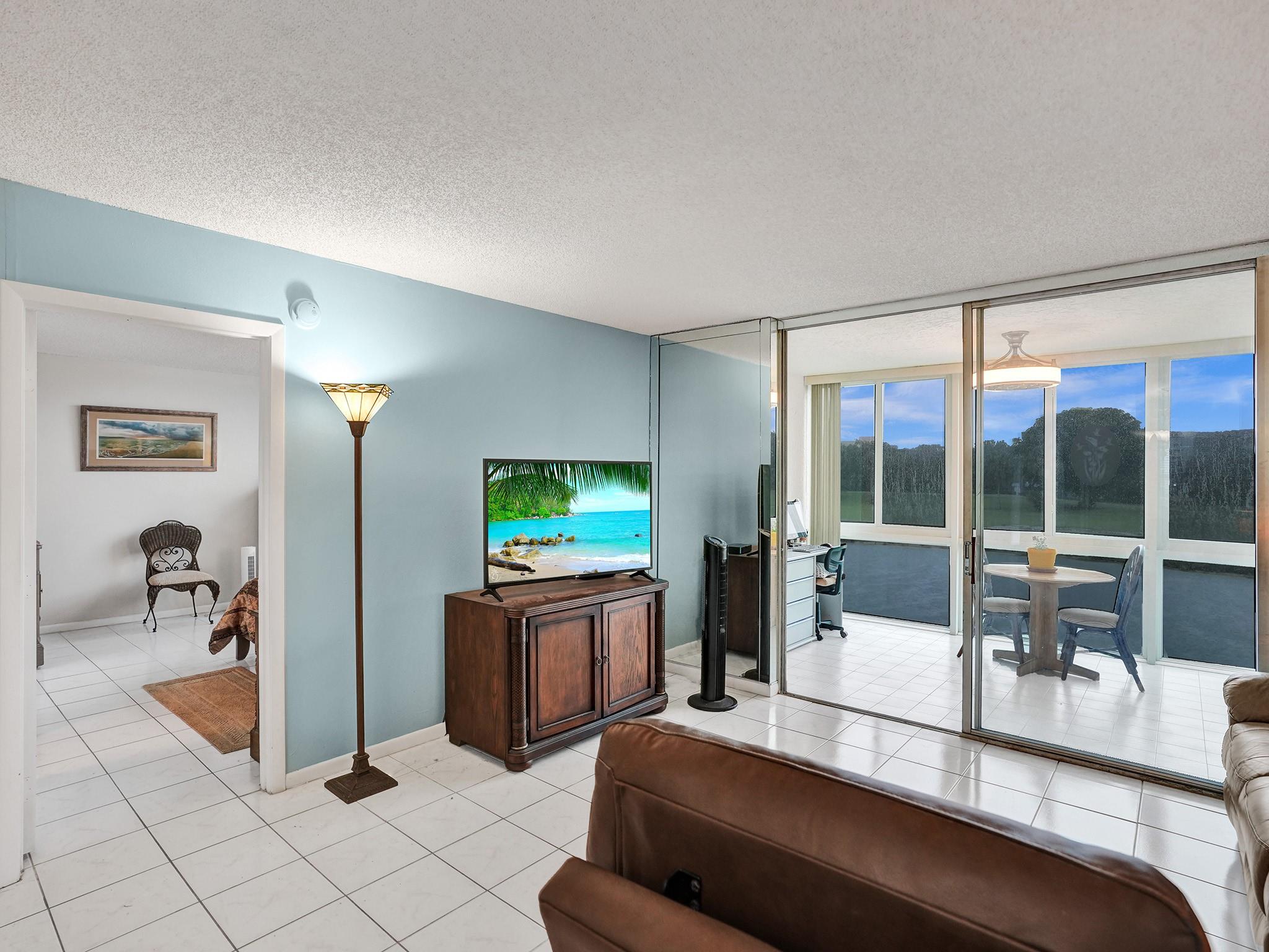 1460 NW 80th Ave, #203