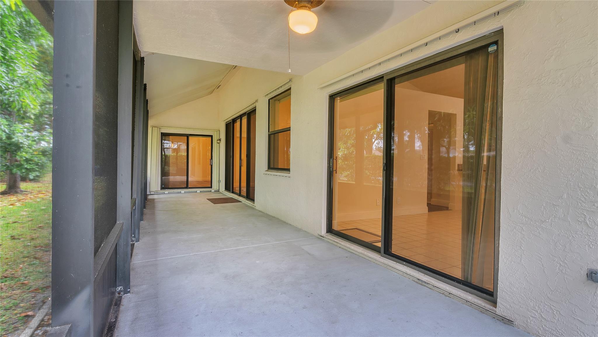 4335 NW 52nd St
