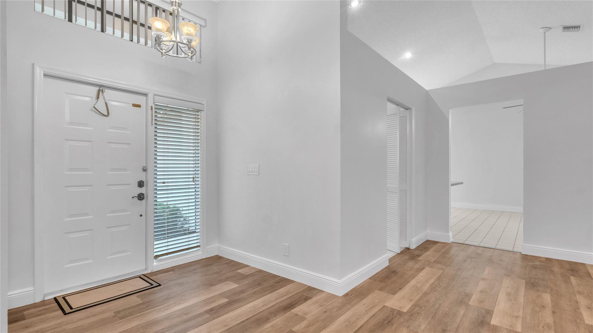 4335 NW 52nd St