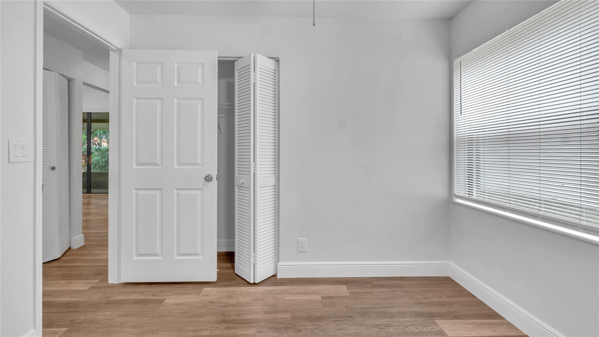4335 NW 52nd St