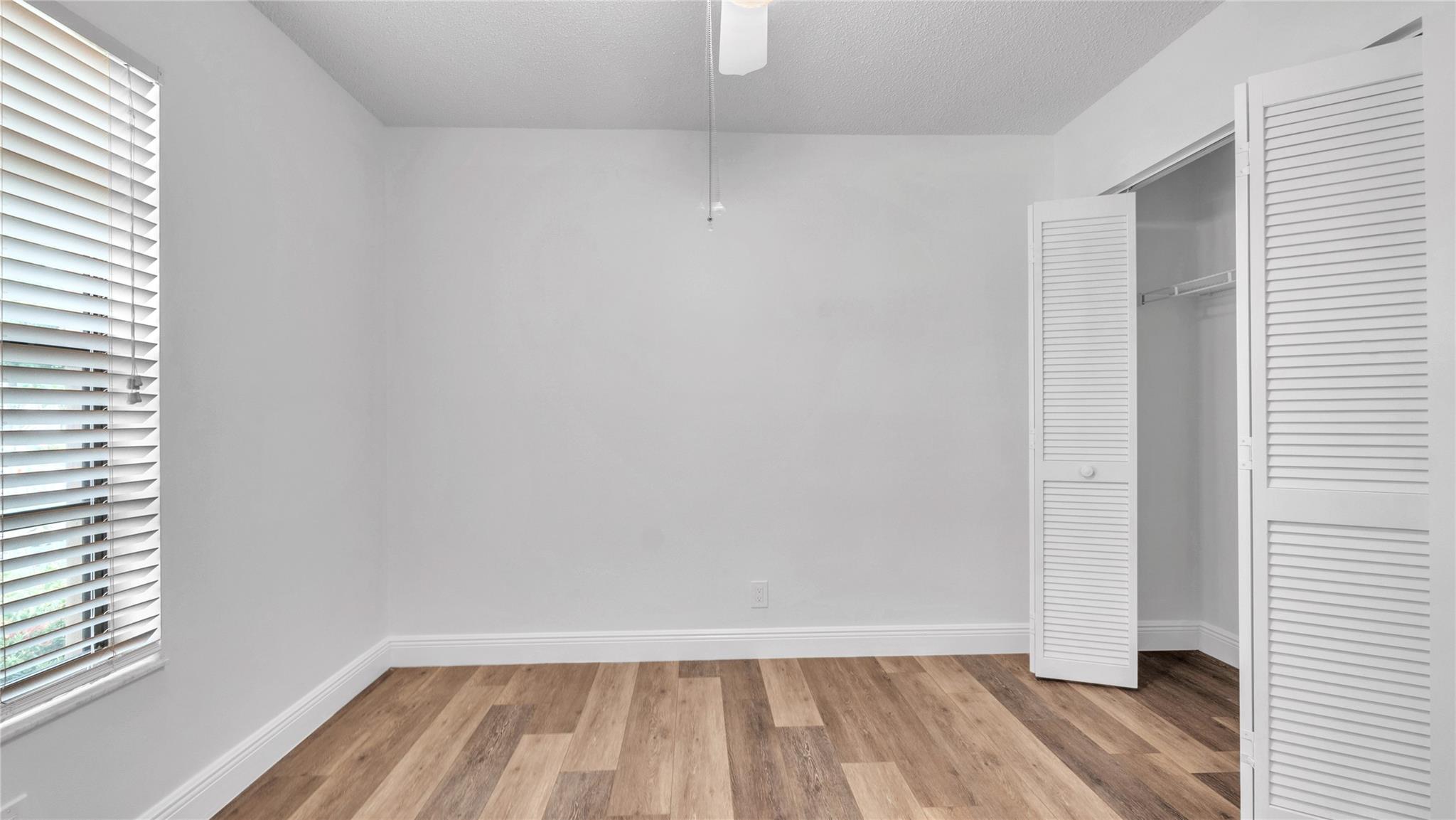 4335 NW 52nd St