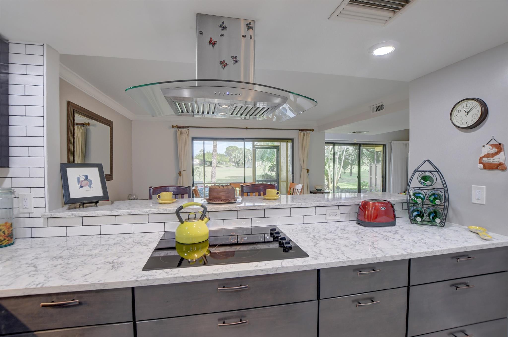 2159 WOODLANDS WAY, #2159