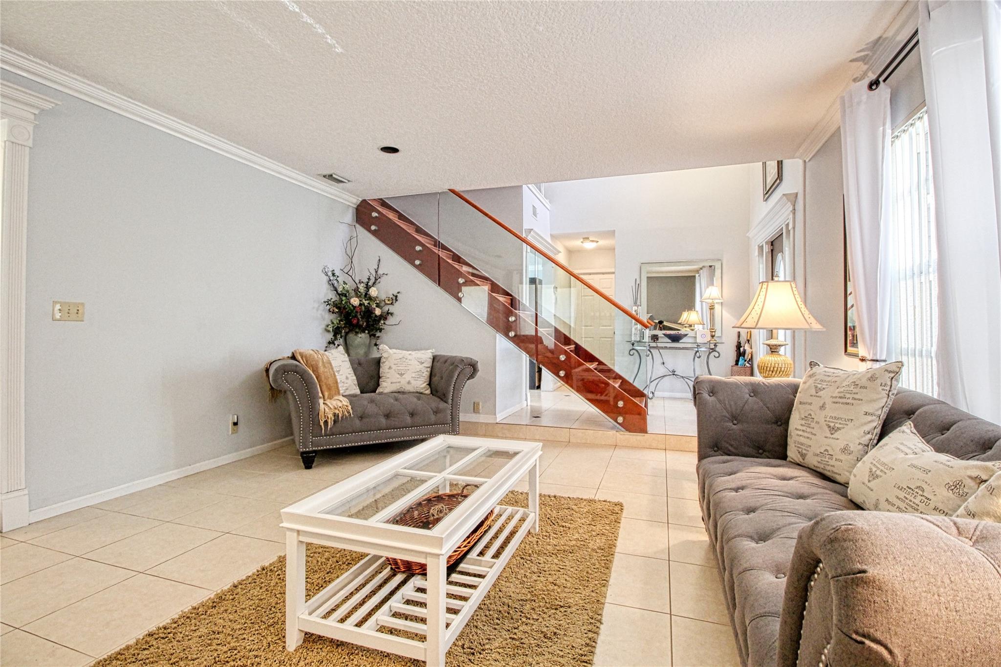 4524 NW 50th Ct