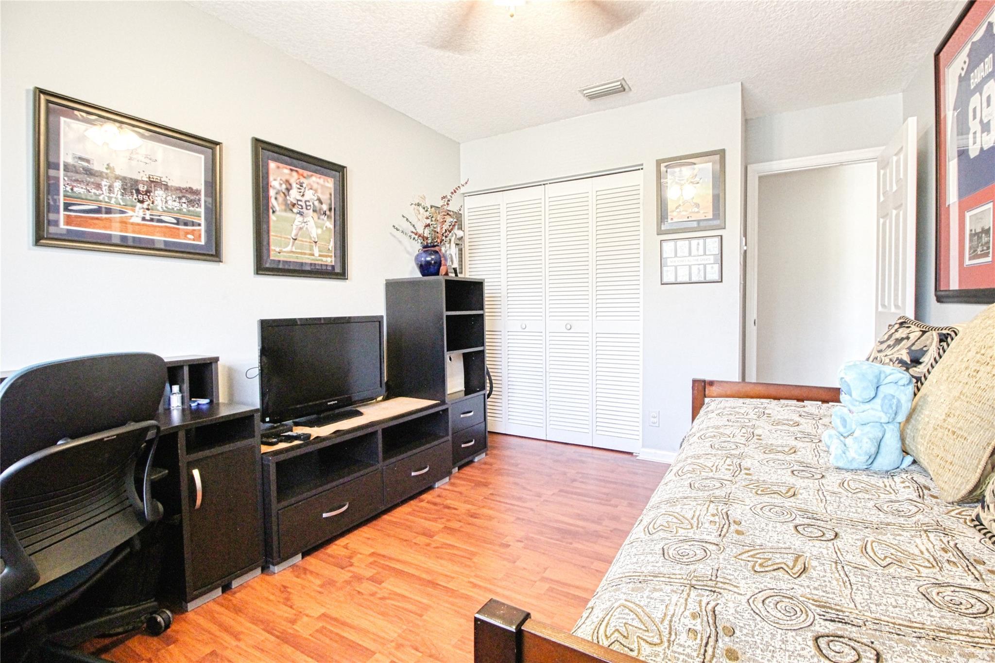4524 NW 50th Ct