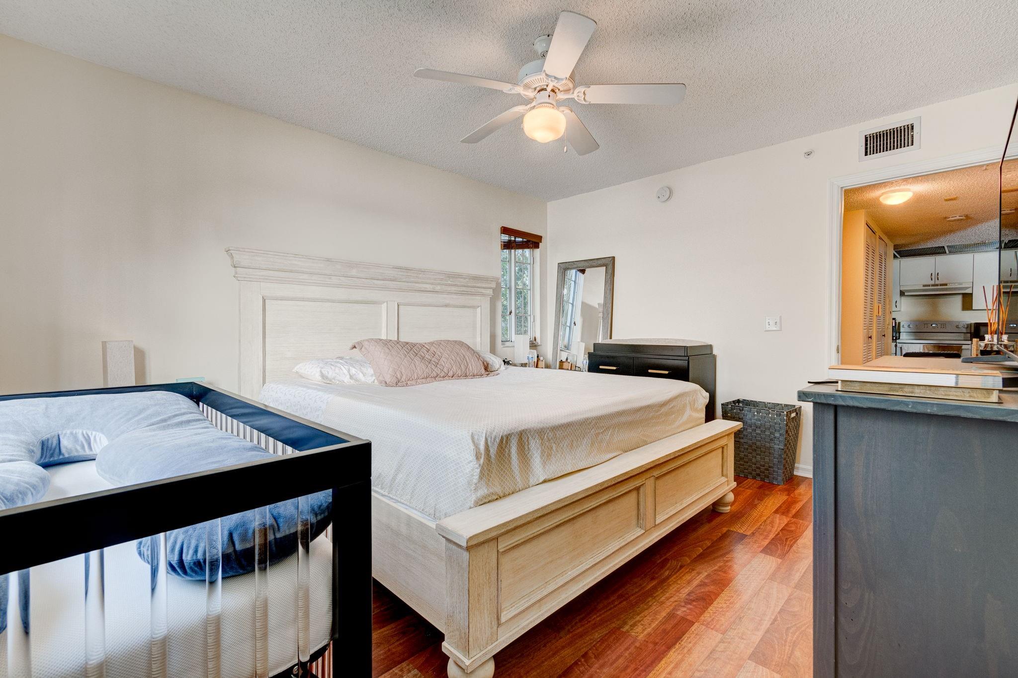 5035 Wiles Rd, #208