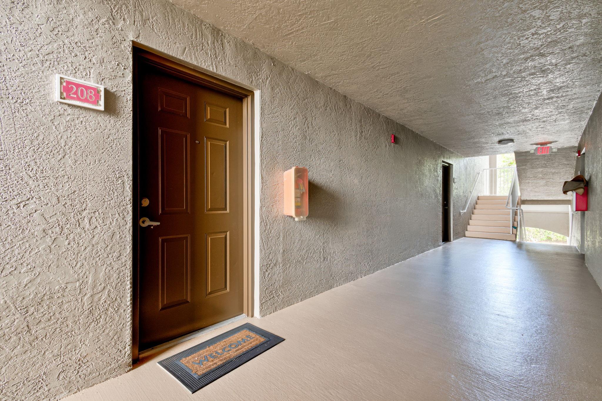 5035 Wiles Rd, #208