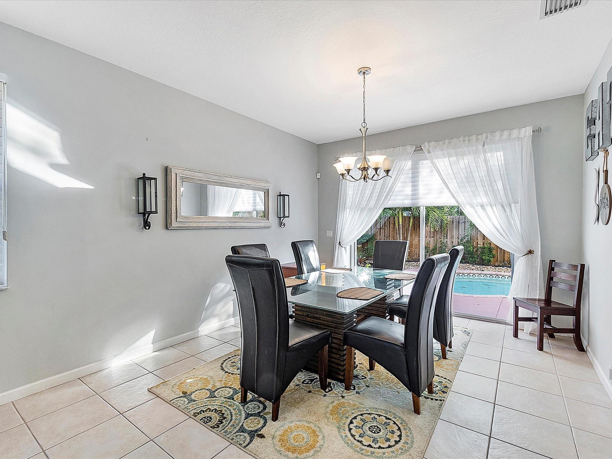 4410 NW 45th Ter