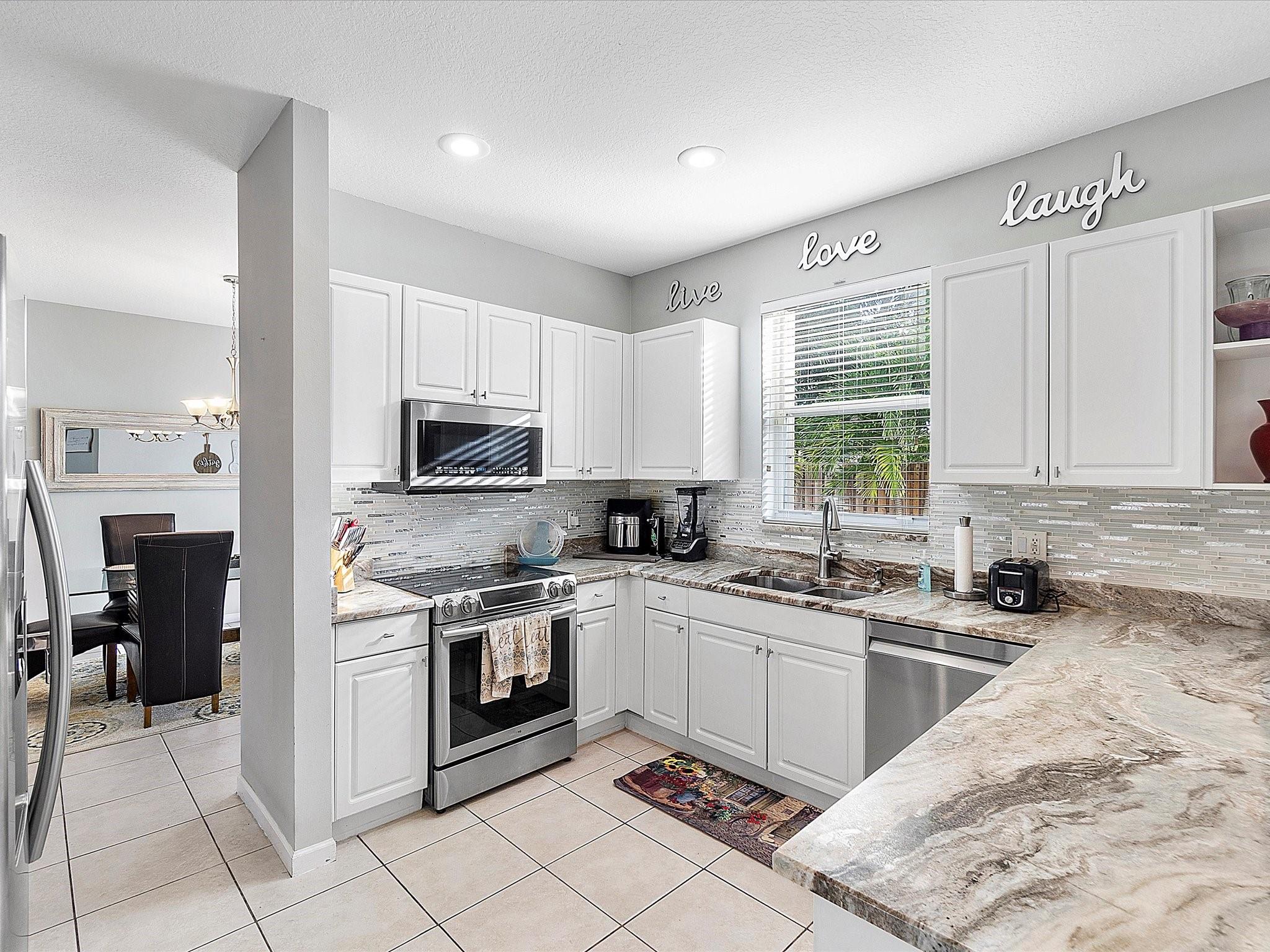 4410 NW 45th Ter