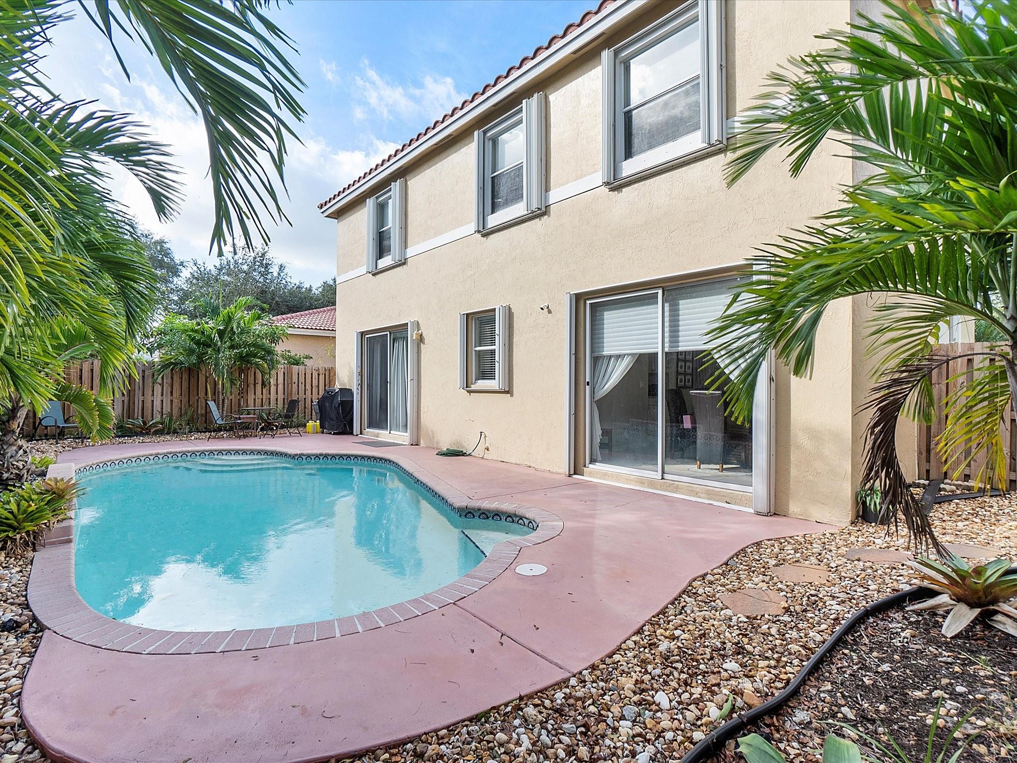 4410 NW 45th Ter
