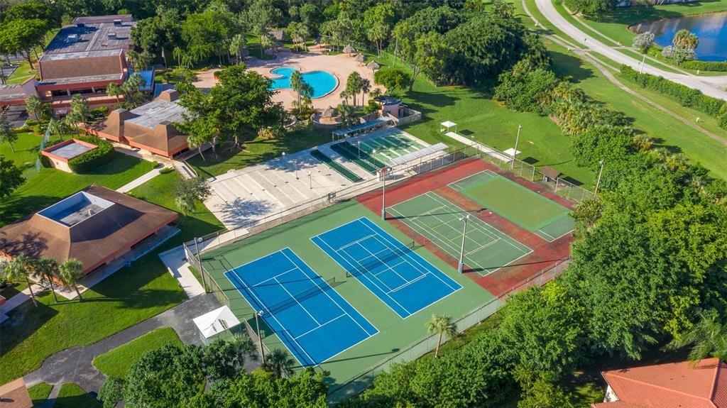 3251 Holiday Springs Blvd, #401