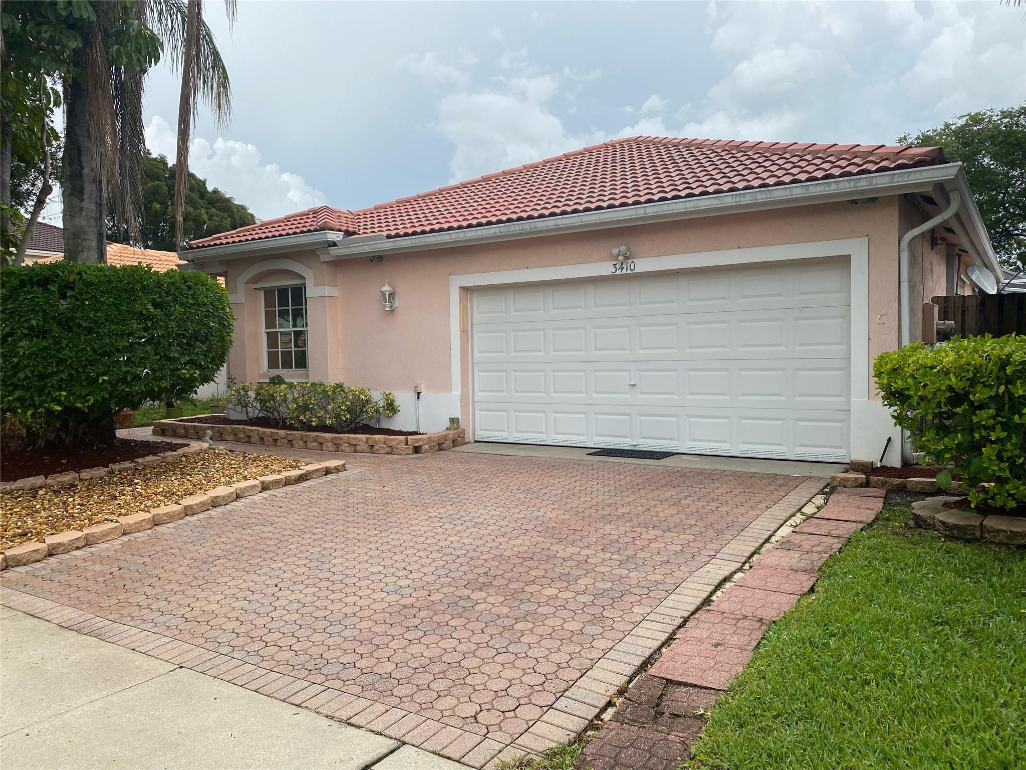 3410 NW 78th Ave