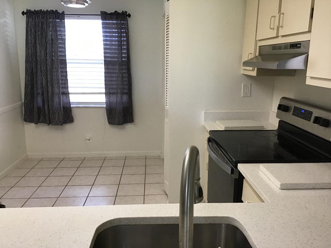 363 N Rock Island Rd, #206