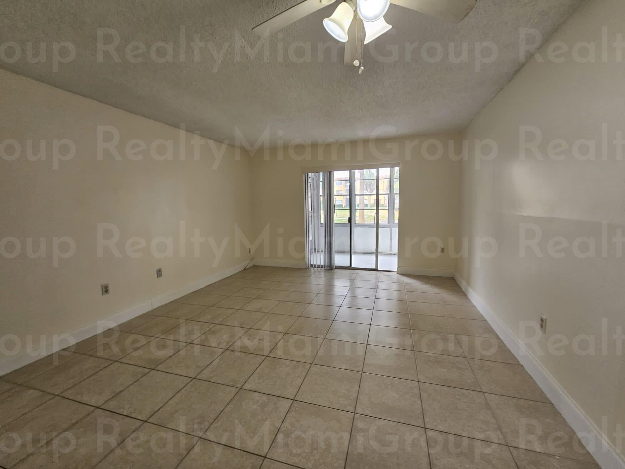 4334 NW 9th Ave, #9-1B