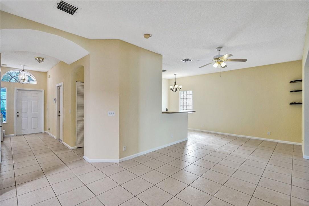 4837 NW 19TH ST