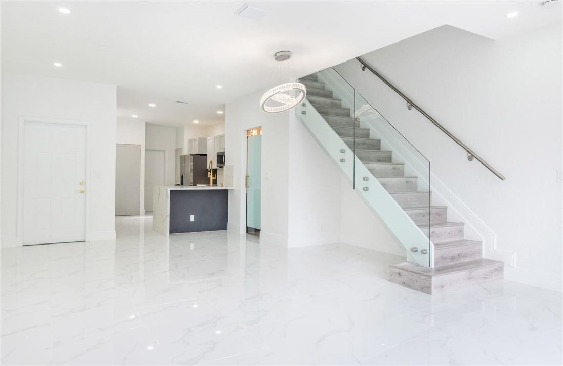 2134 PASA VERDE LN, #2134