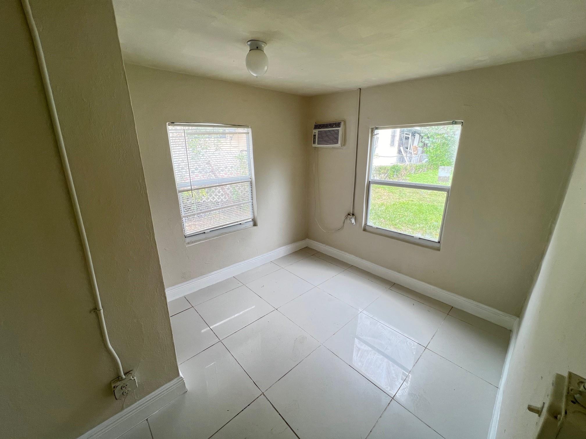8269 NW 1st Pl, #1
