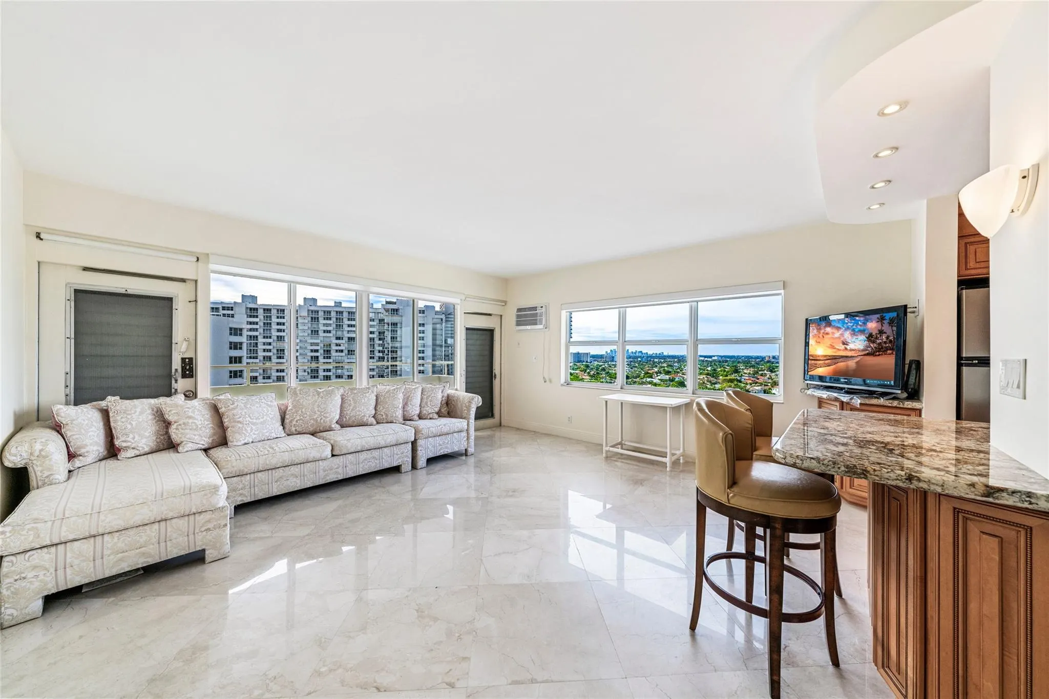 4050 N Ocean Dr, #1601