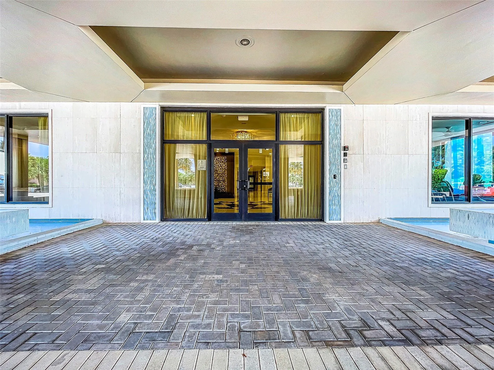 2000 S Ocean Blvd, #3L