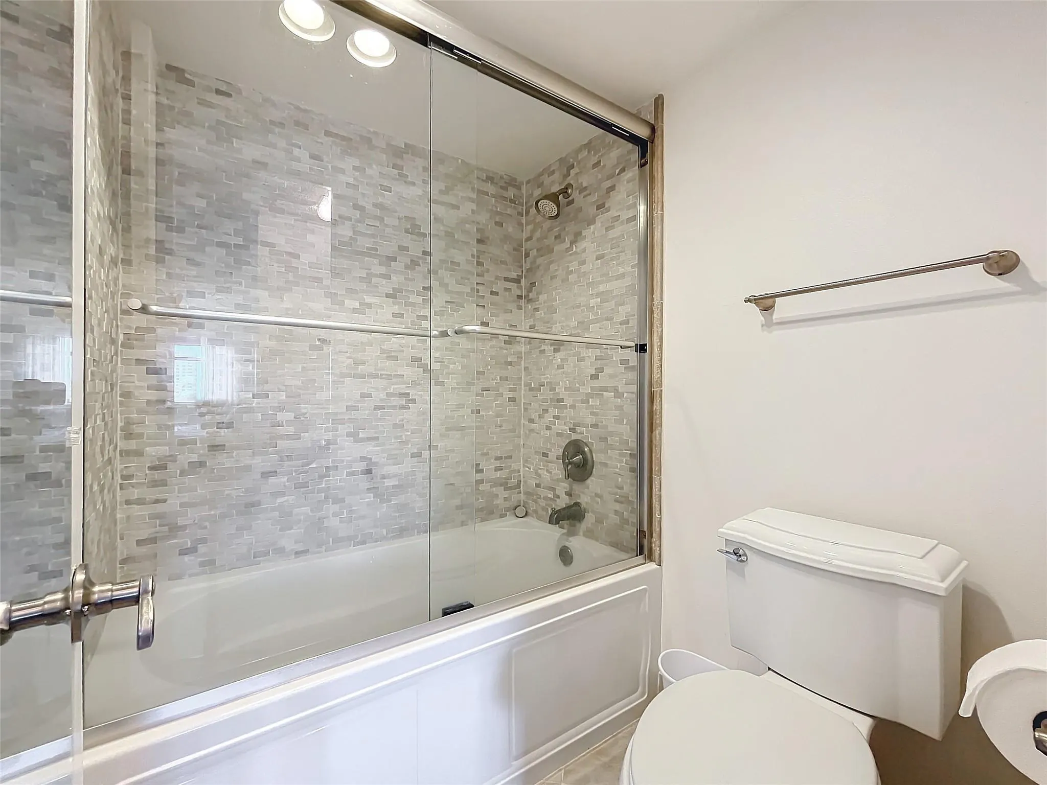 2000 S Ocean Blvd, #3L