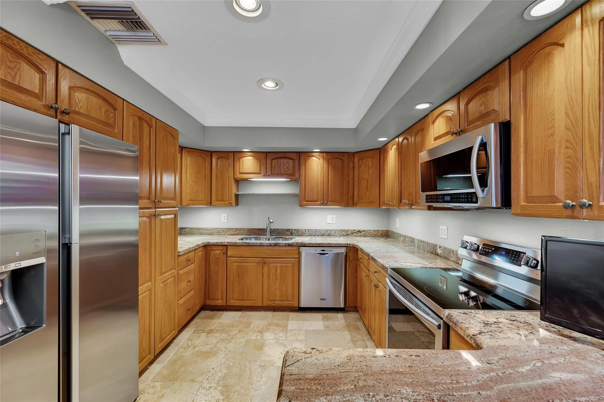 2817 NE 10th Ave