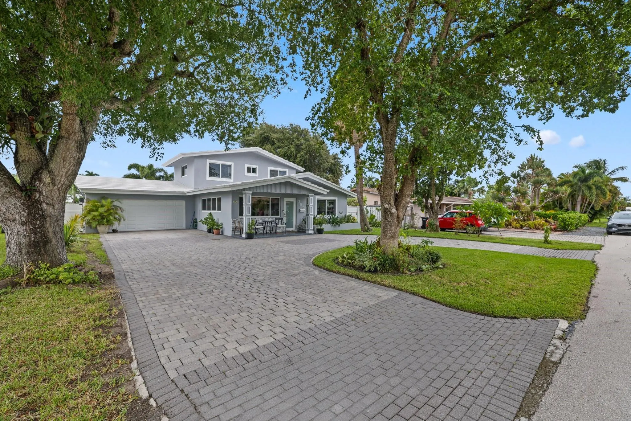 255 Corsair Ave