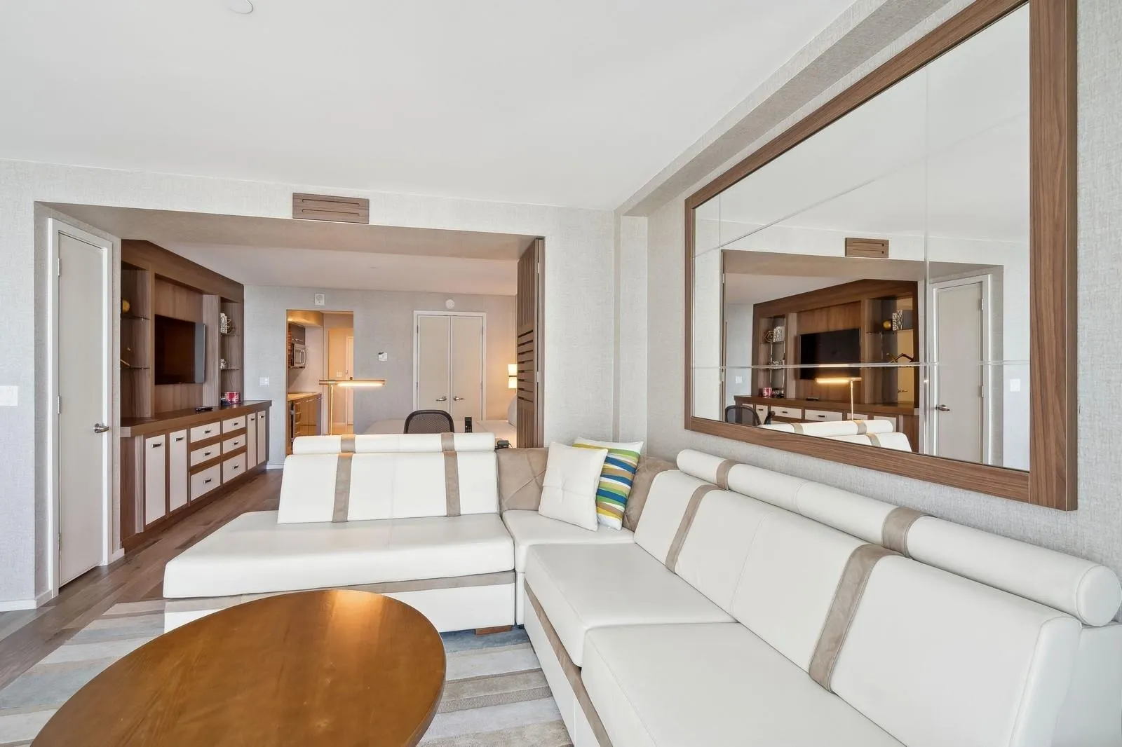 551 N Fort Lauderdale Beach Blvd, #R2211