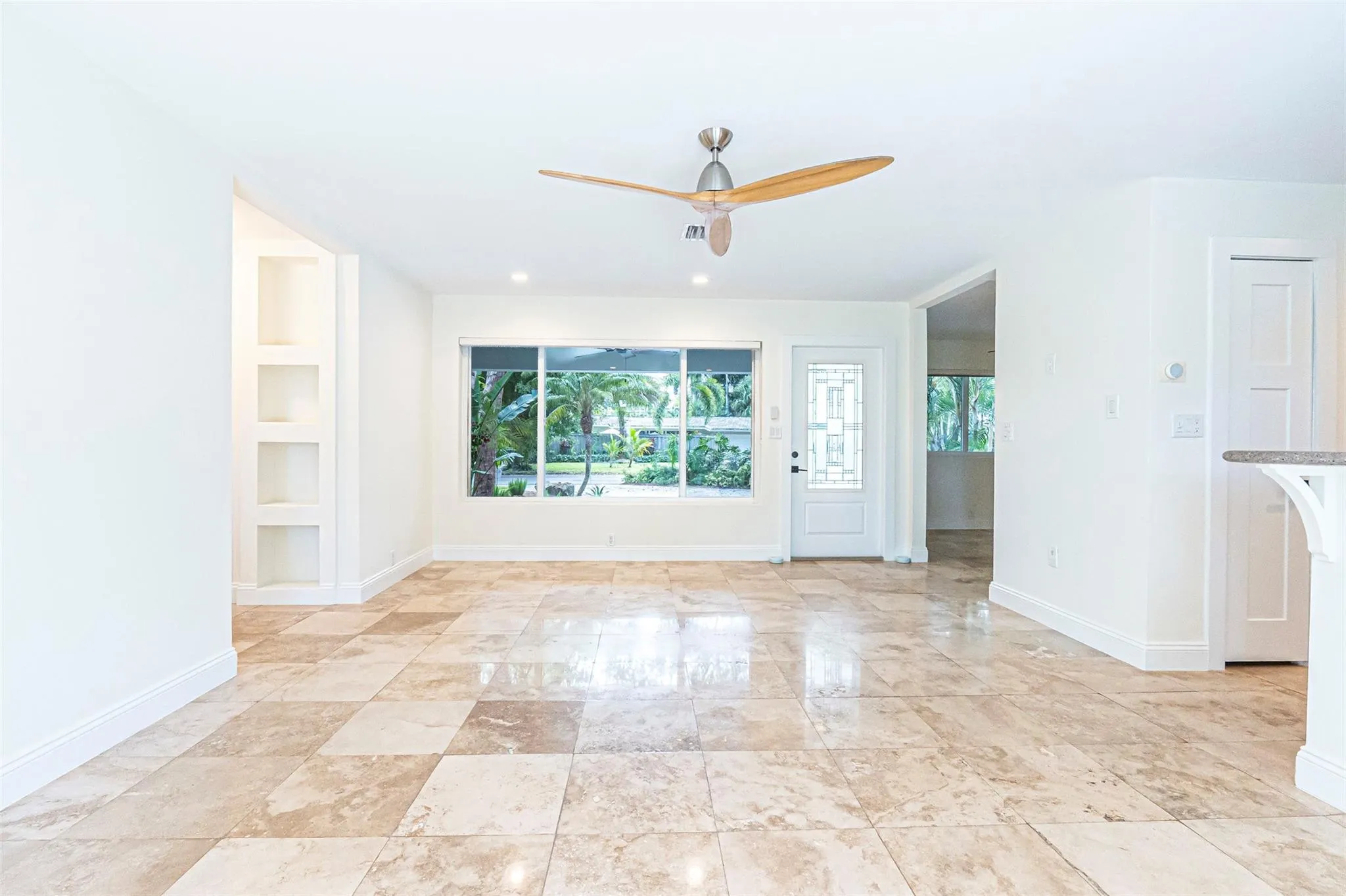 1409 NE 27th Dr