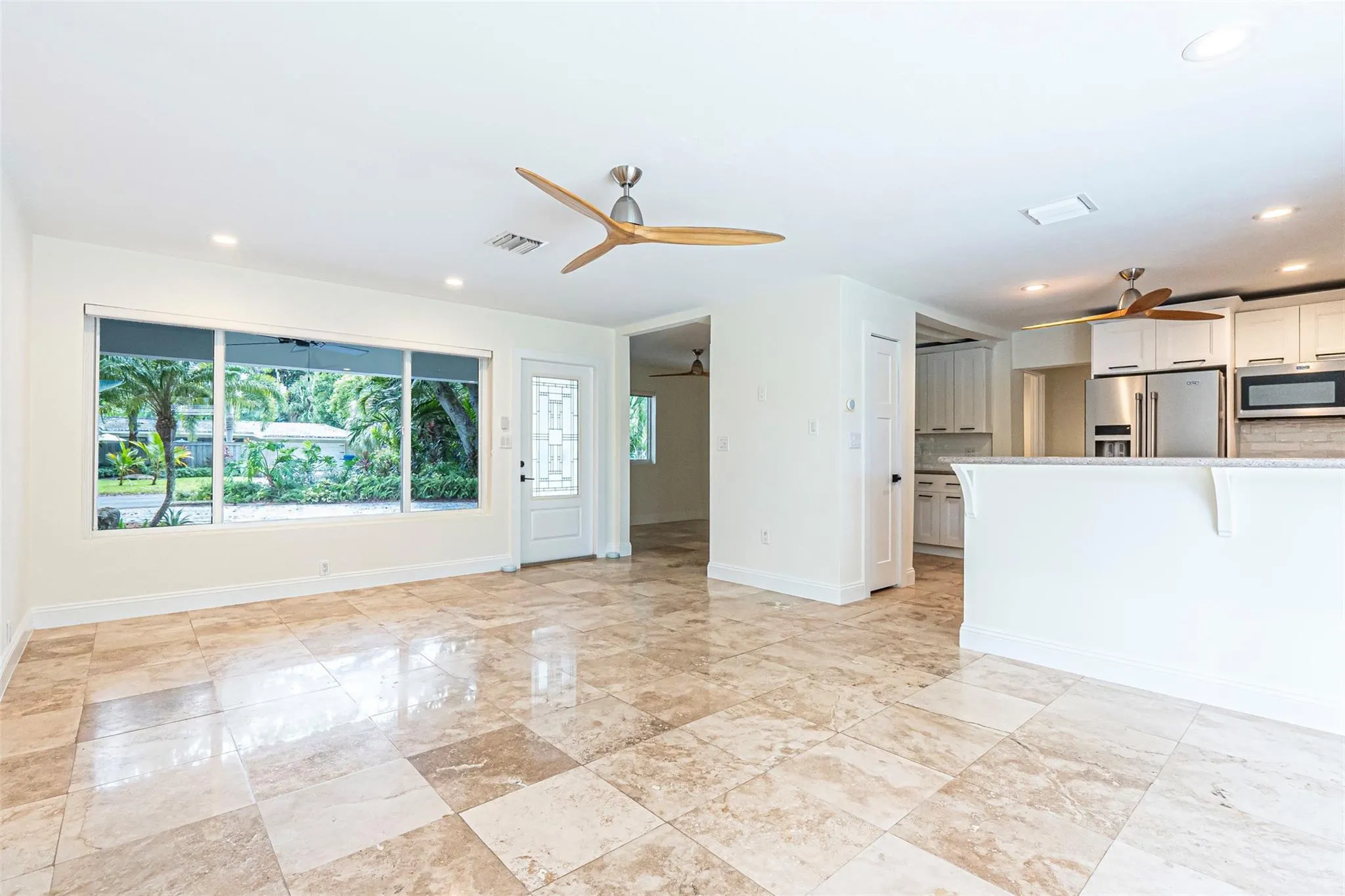 1409 NE 27th Dr