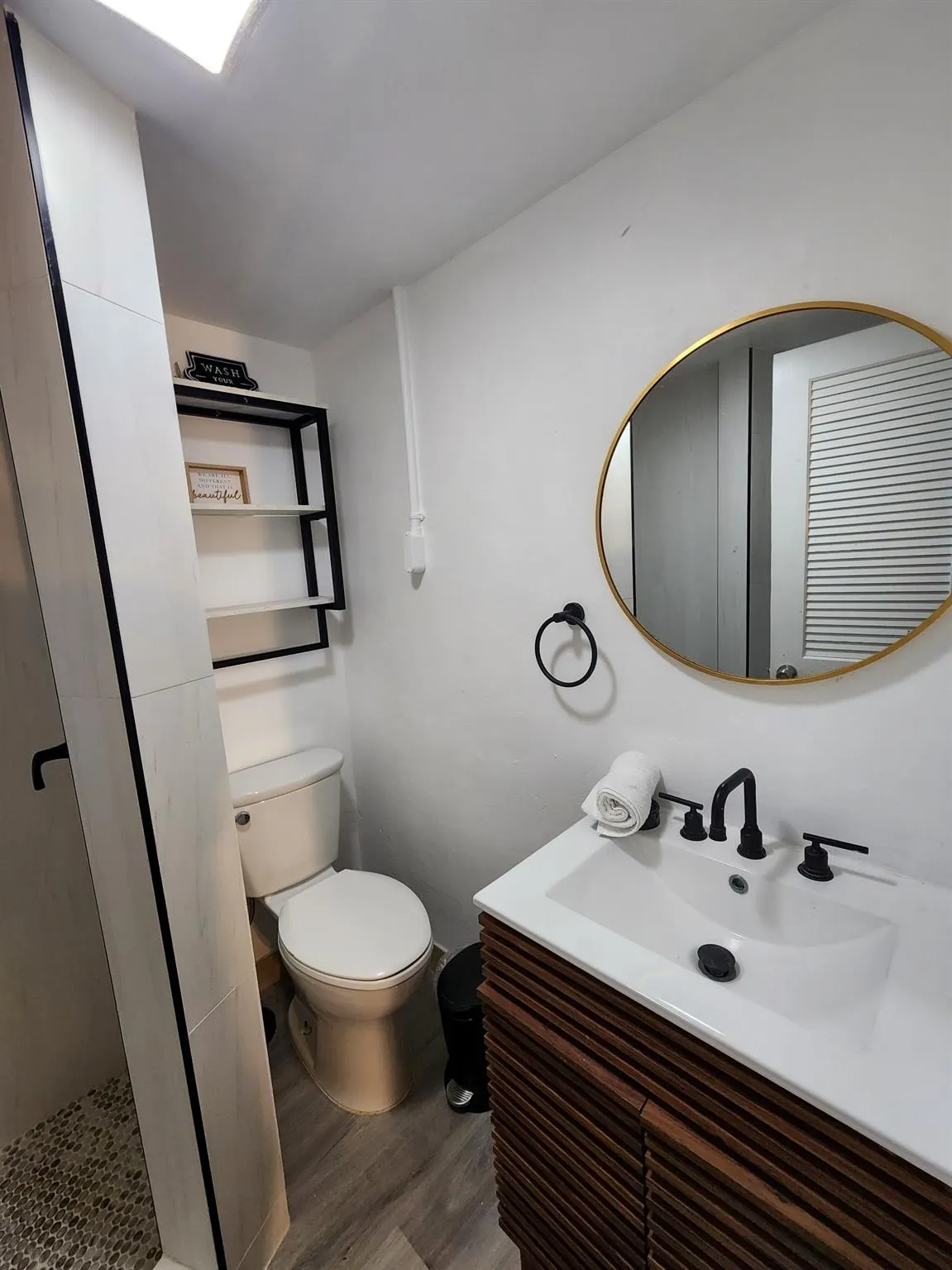 2032 NE 26th St, #1-6
