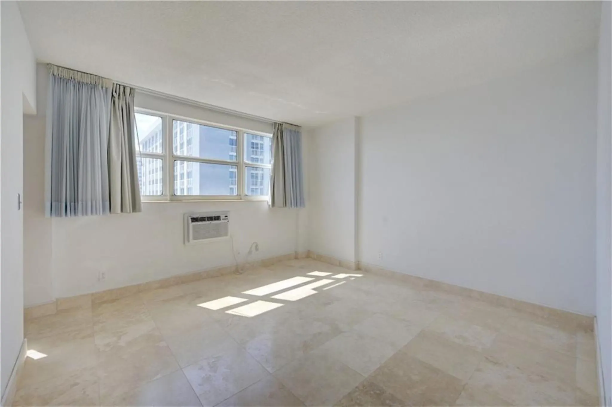 345 N Fort Lauderdale Beach Blvd, #707