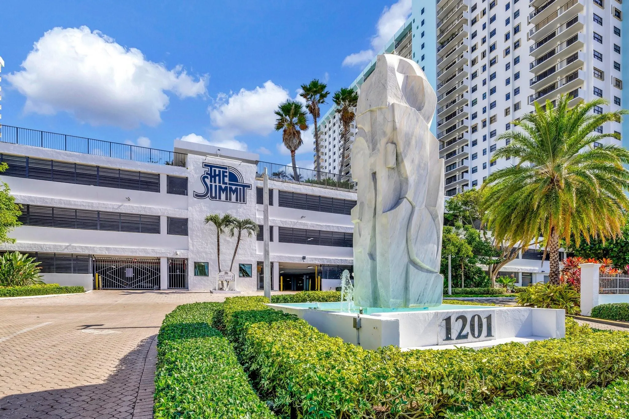 1201 S Ocean Drive, #1002N