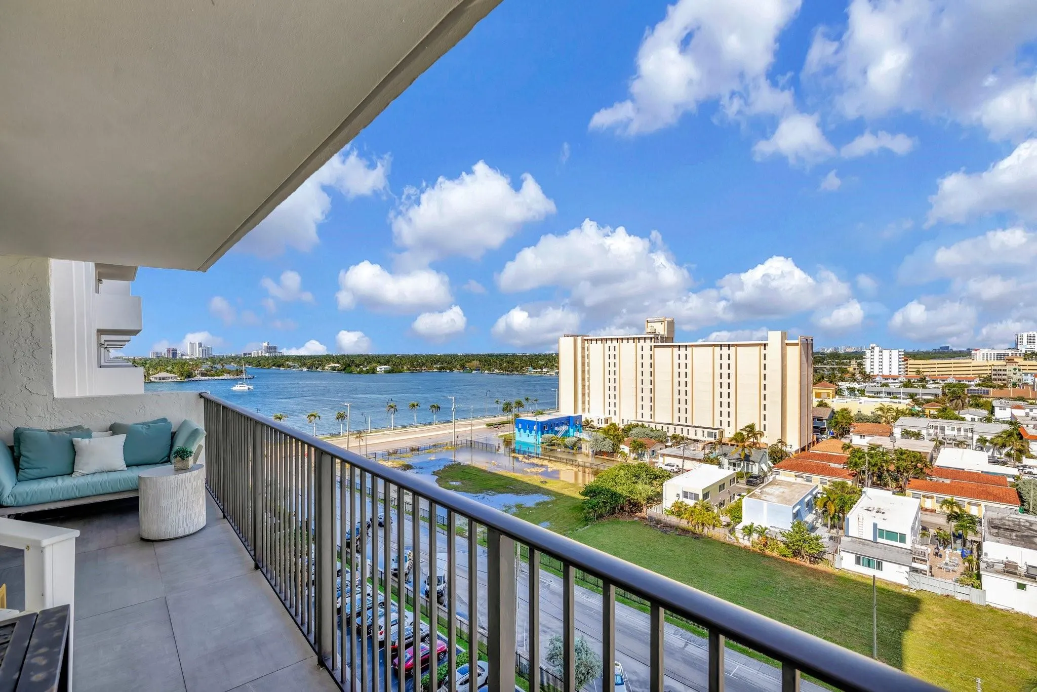 1201 S Ocean Drive, #1002N