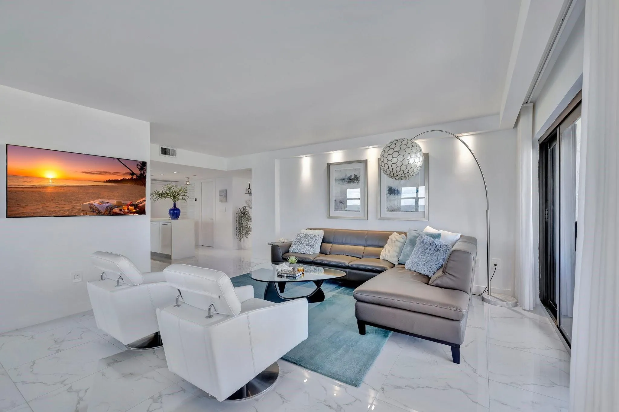 1201 S Ocean Drive, #1002N