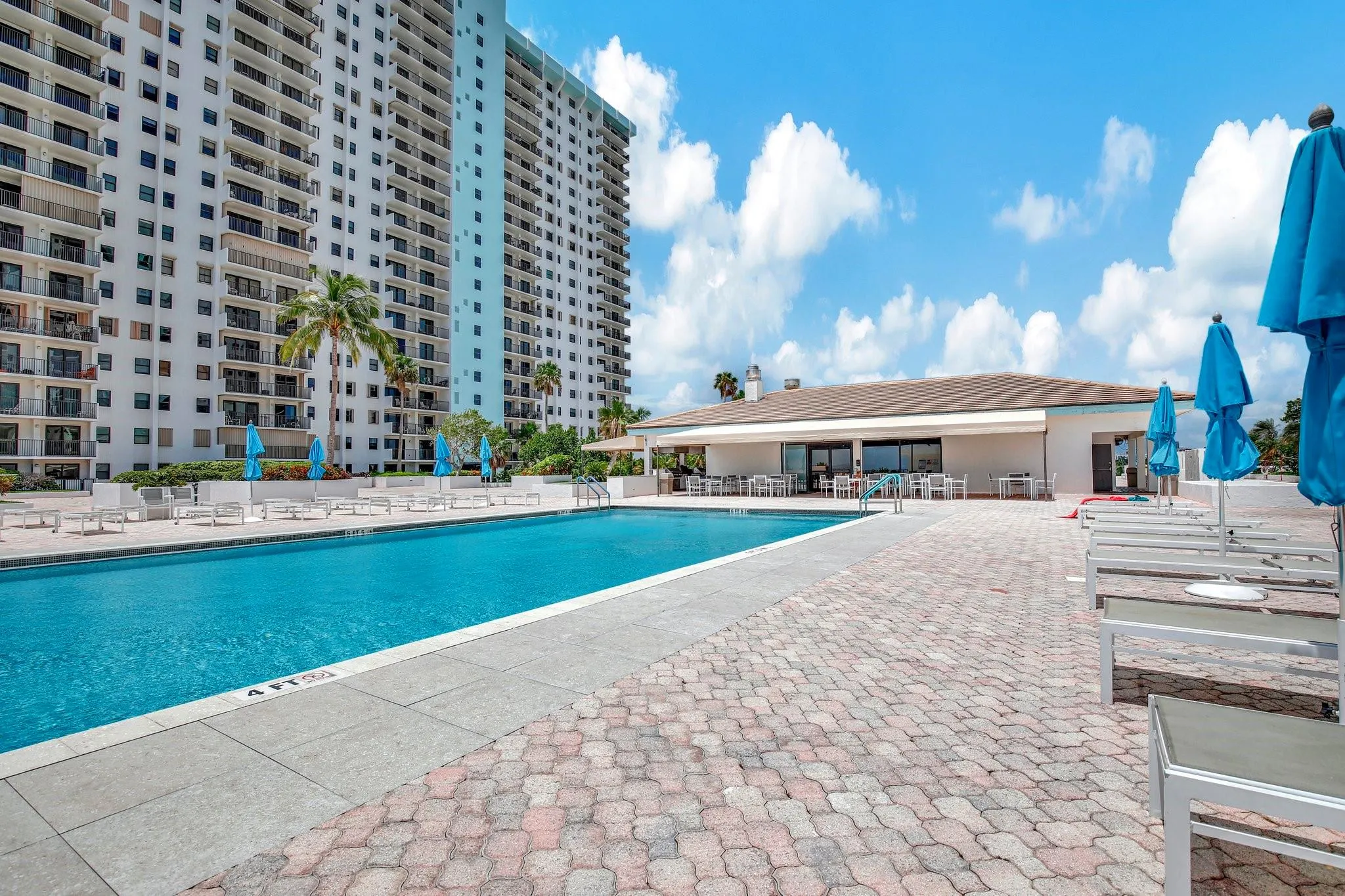 1201 S Ocean Drive, #1002N