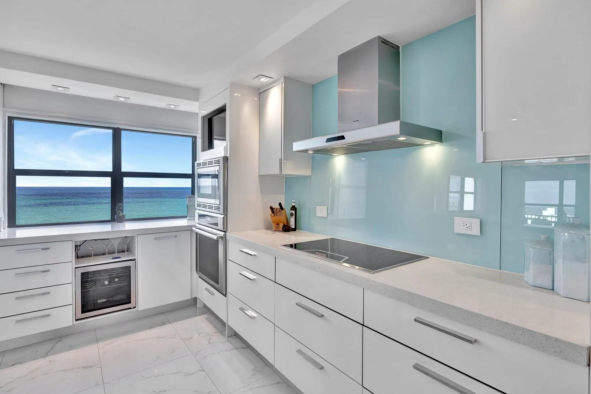 1201 S Ocean Drive, #1002N