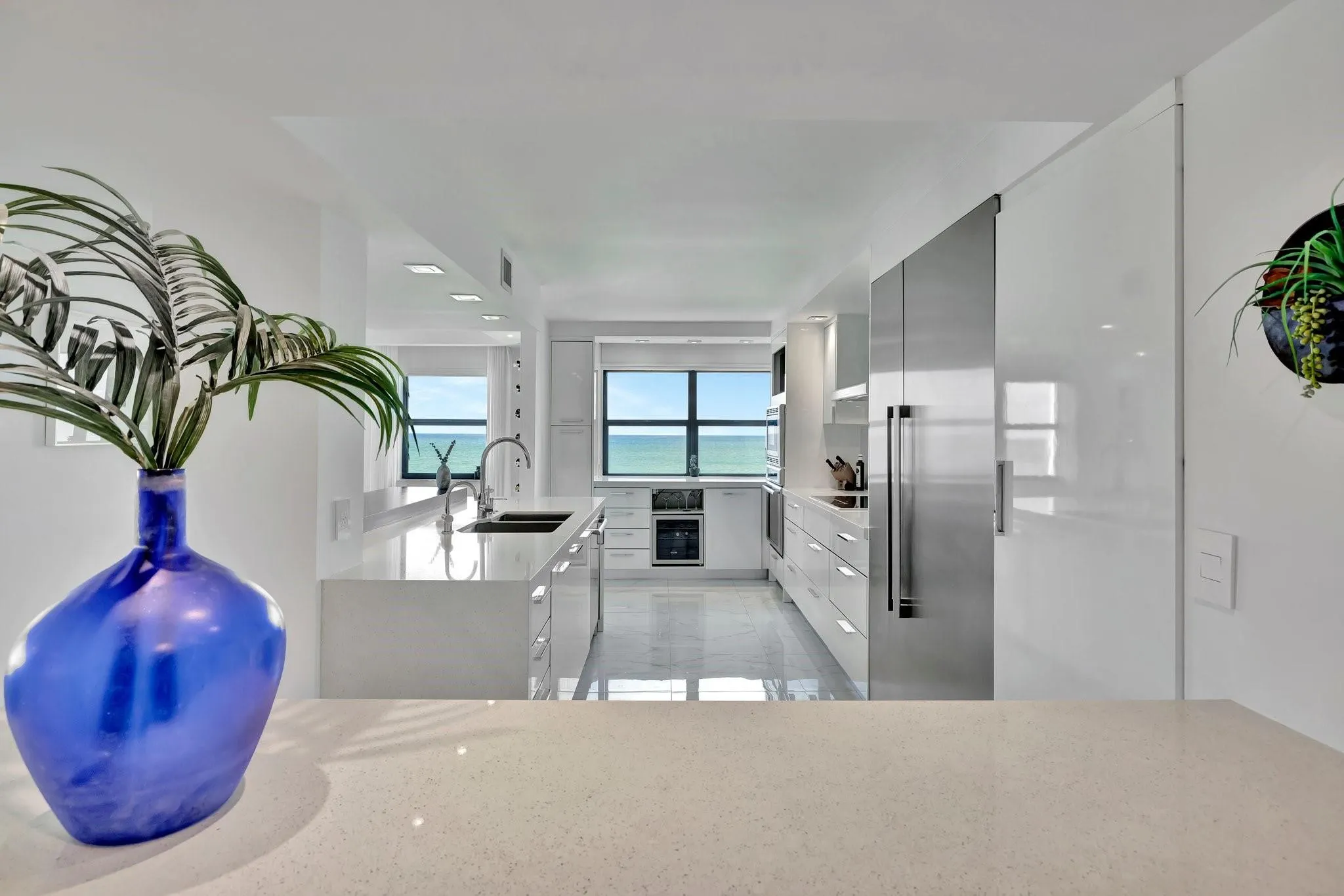 1201 S Ocean Drive, #1002N