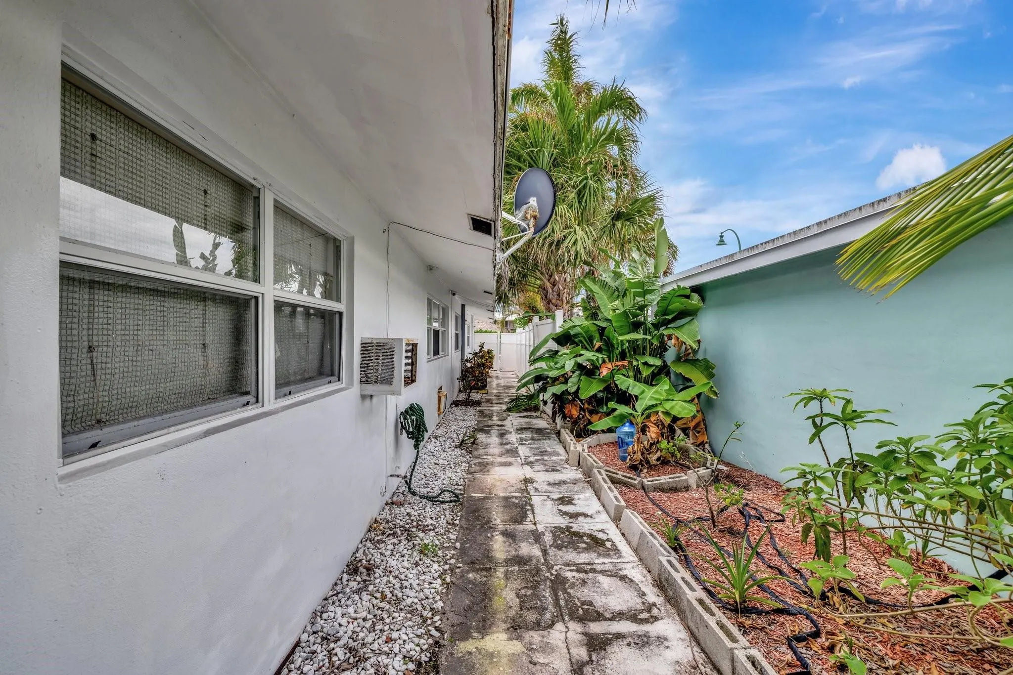 4548 N Ocean