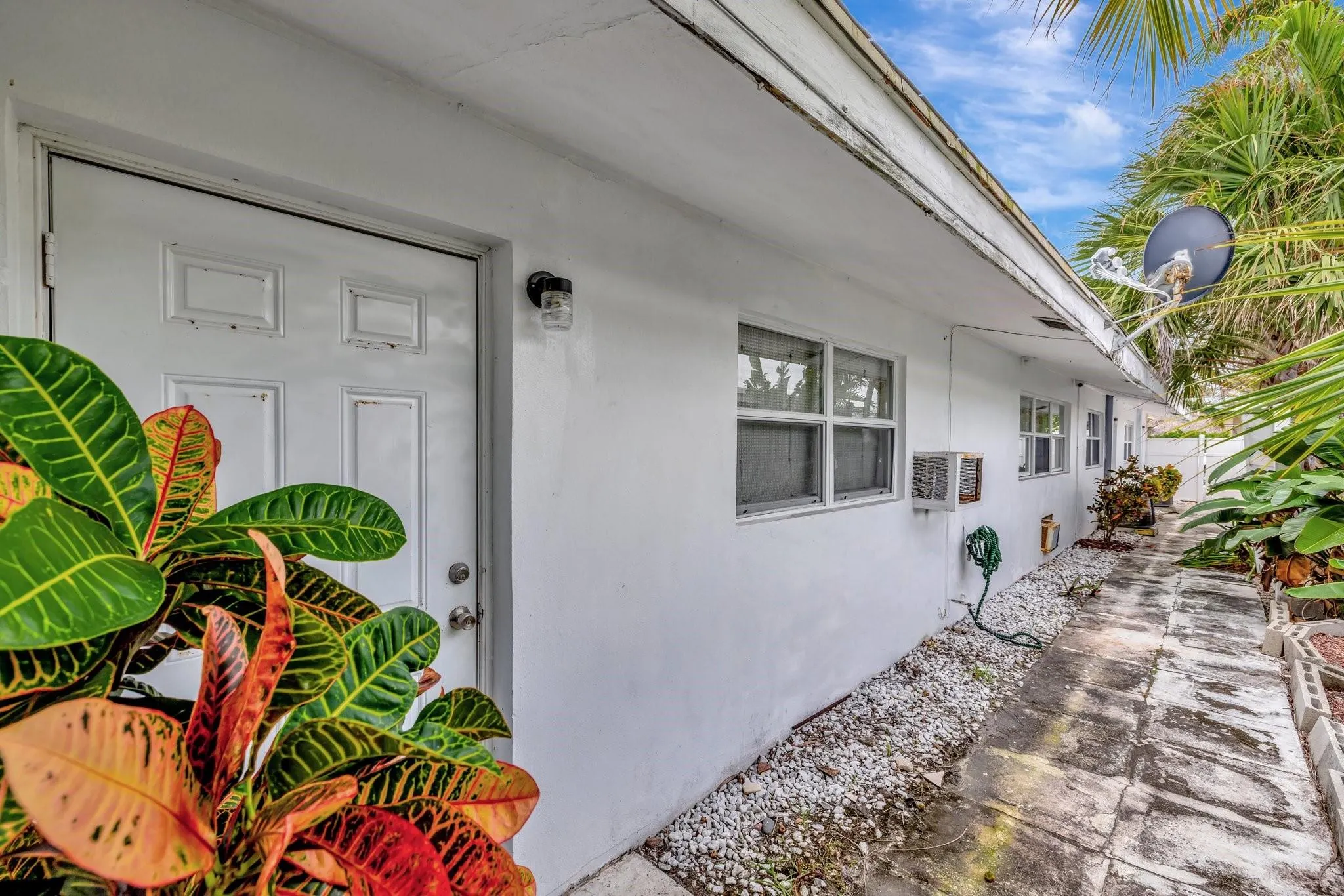 4548 N Ocean