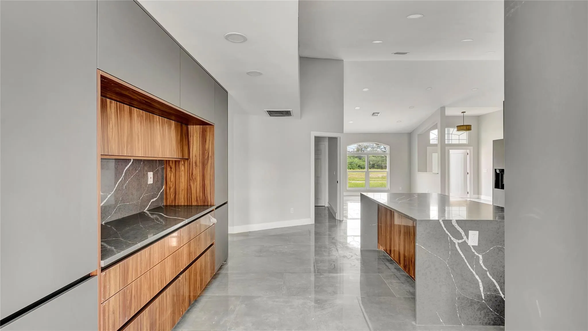 4209 NW 20th Ter