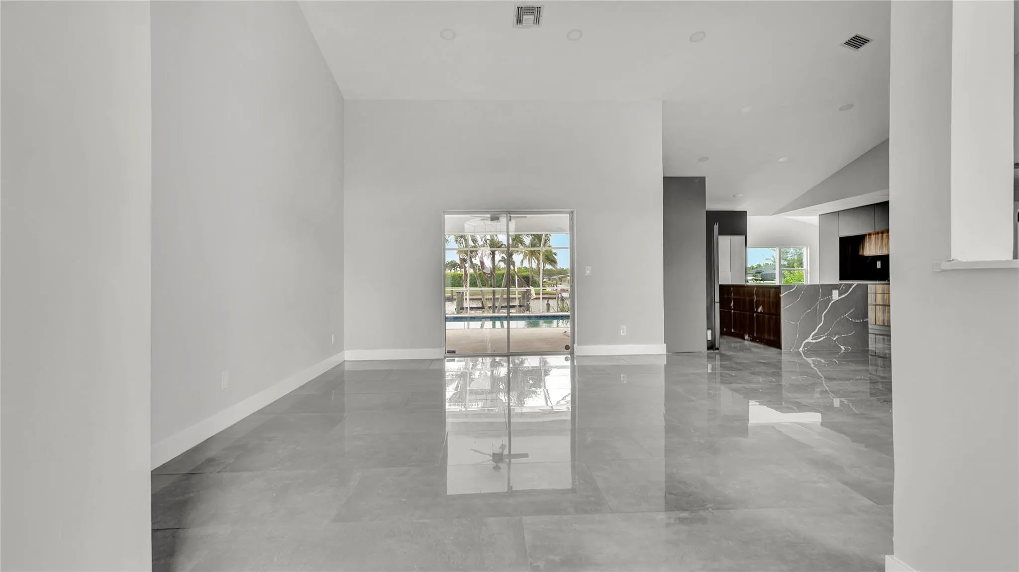 4209 NW 20th Ter