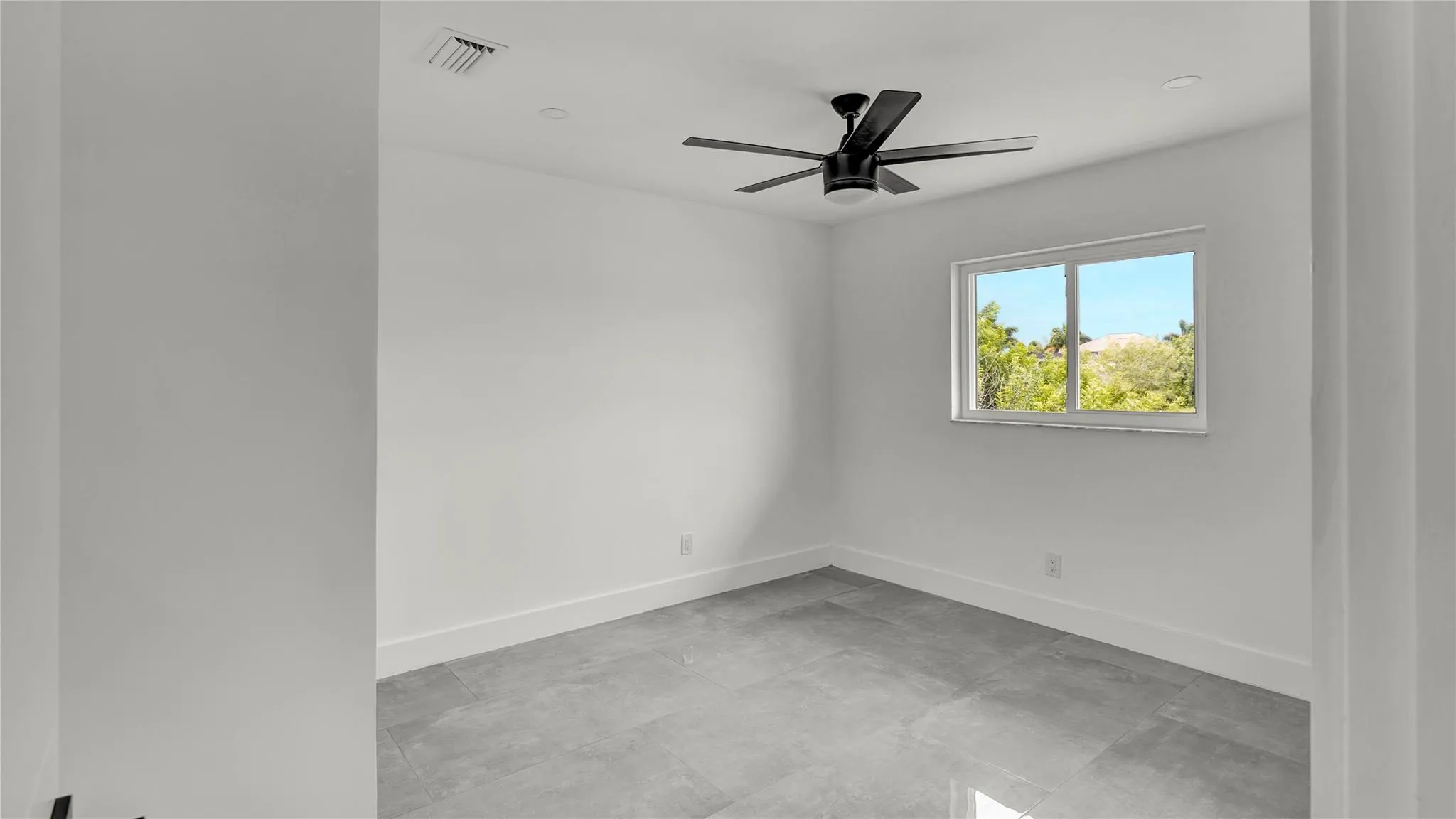 4209 NW 20th Ter