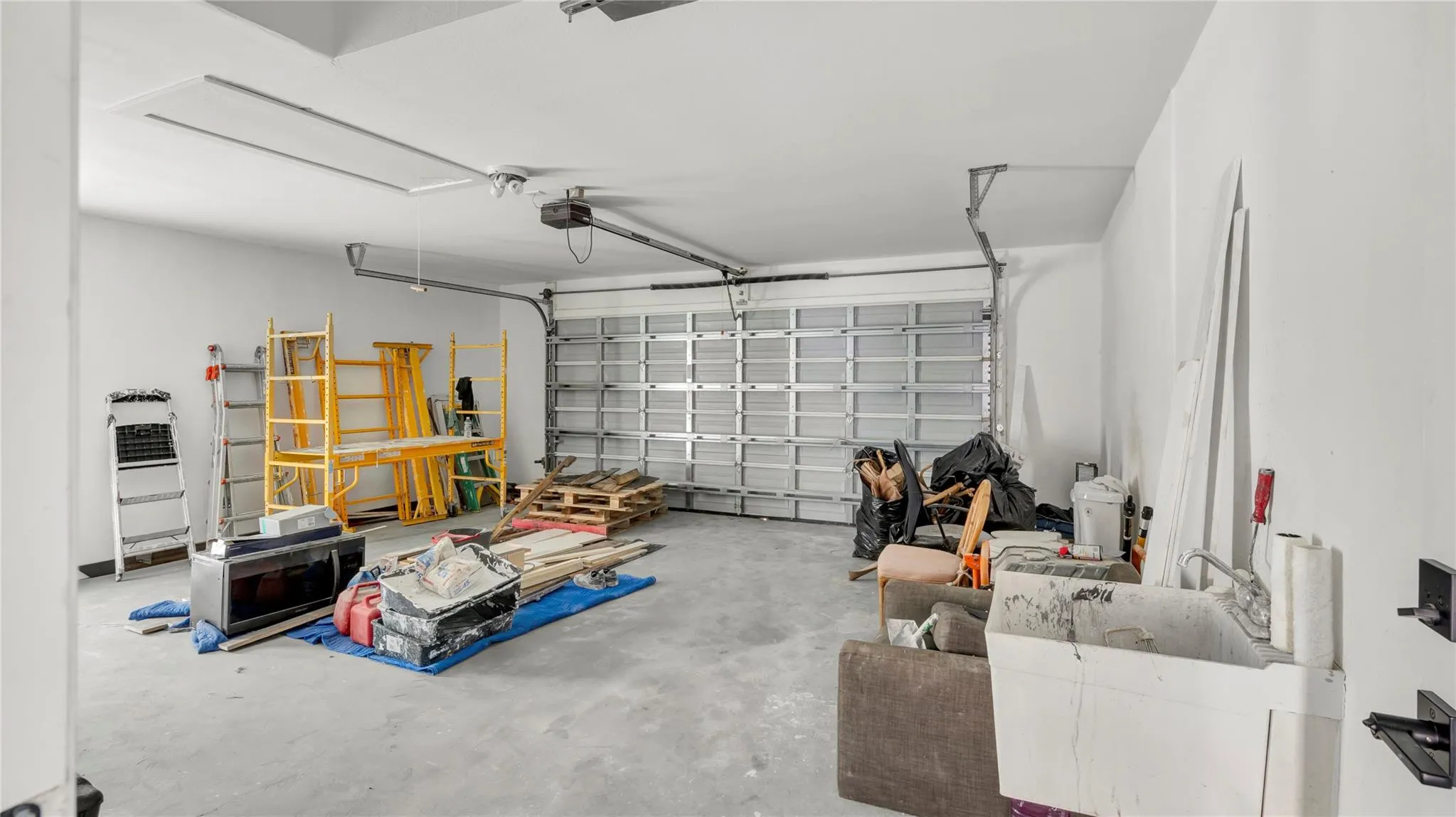 4209 NW 20th Ter