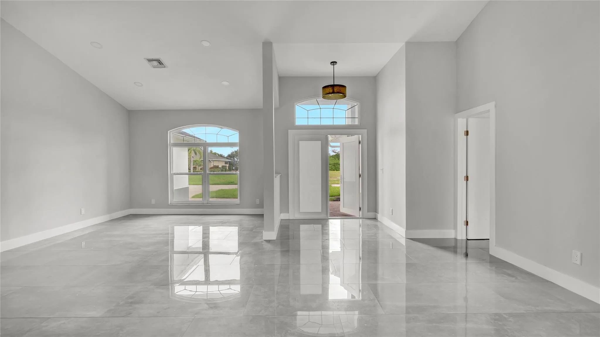 4209 NW 20th Ter