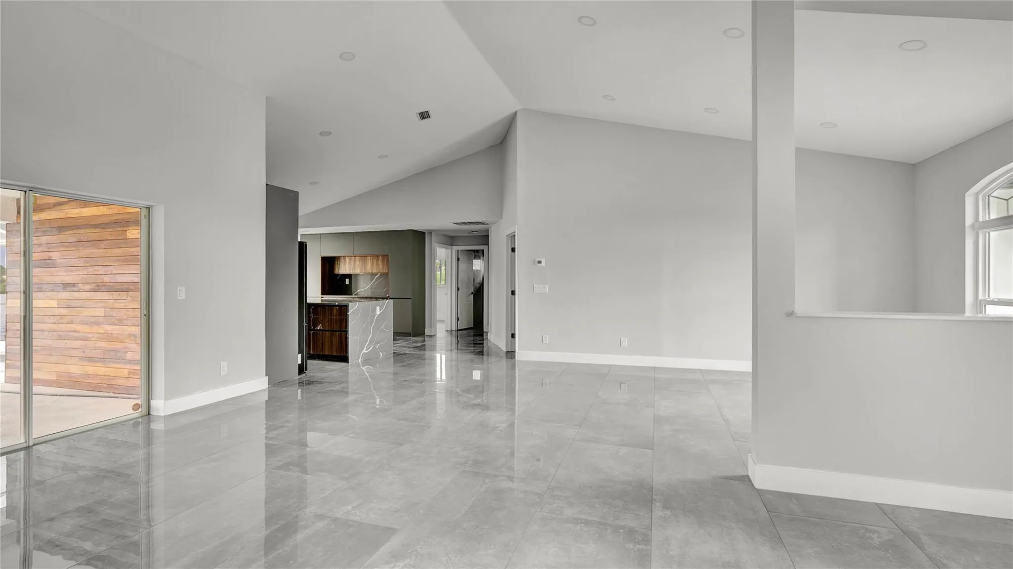 4209 NW 20th Ter
