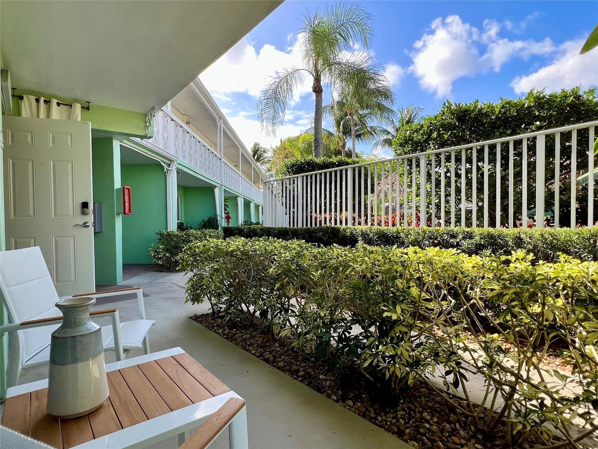 2124 NE 5th Ave, #107