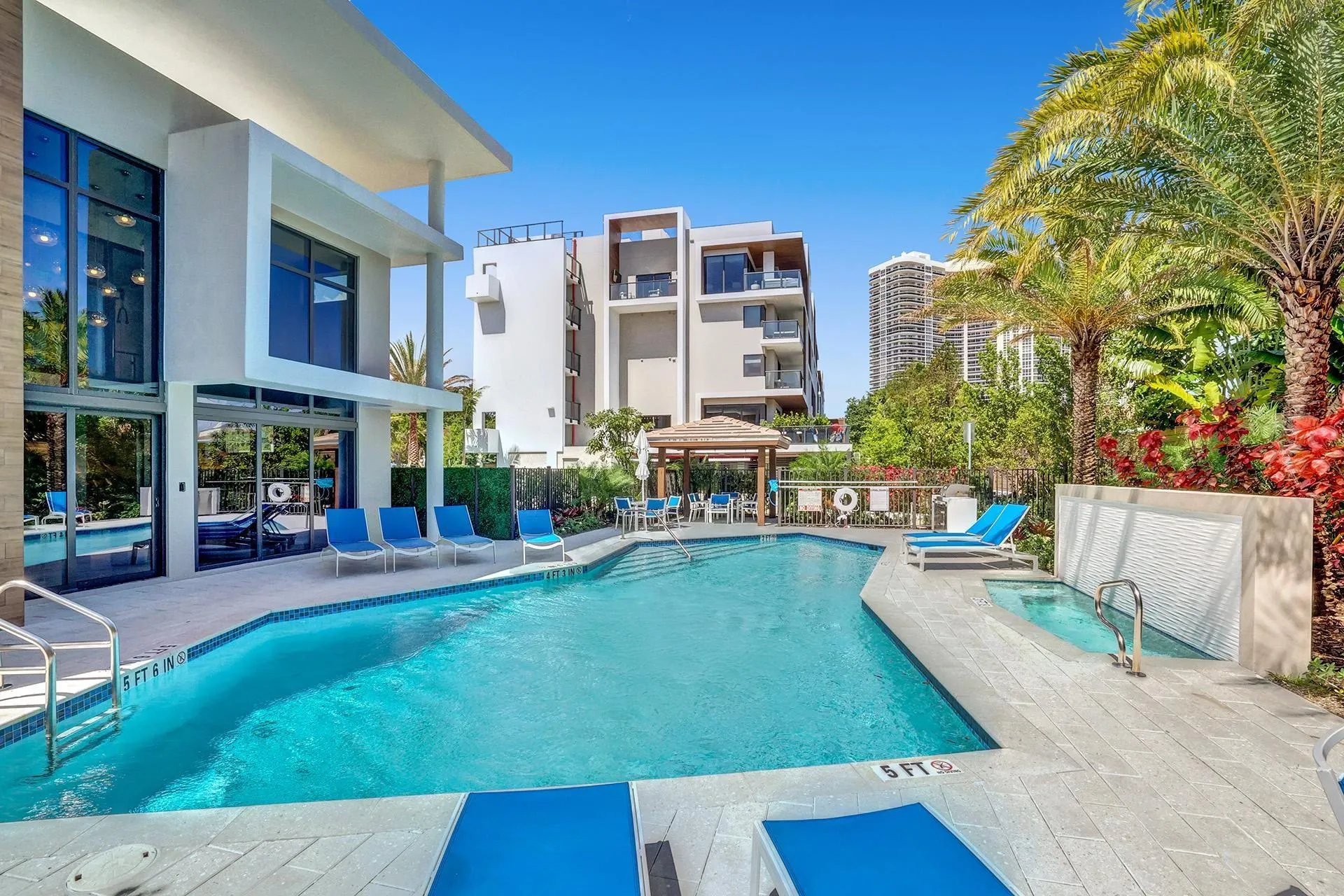 3040 N Ocean Blvd, #N106