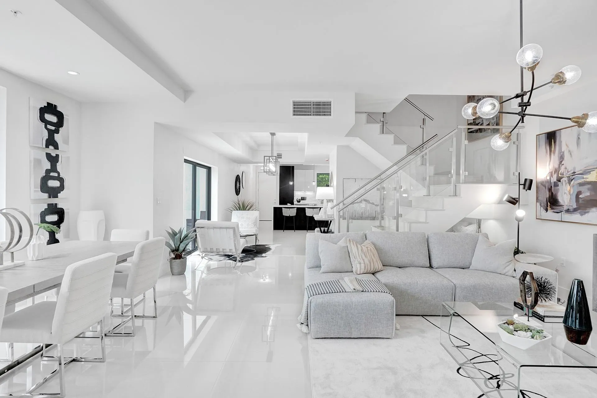 3040 N Ocean Blvd, #N106