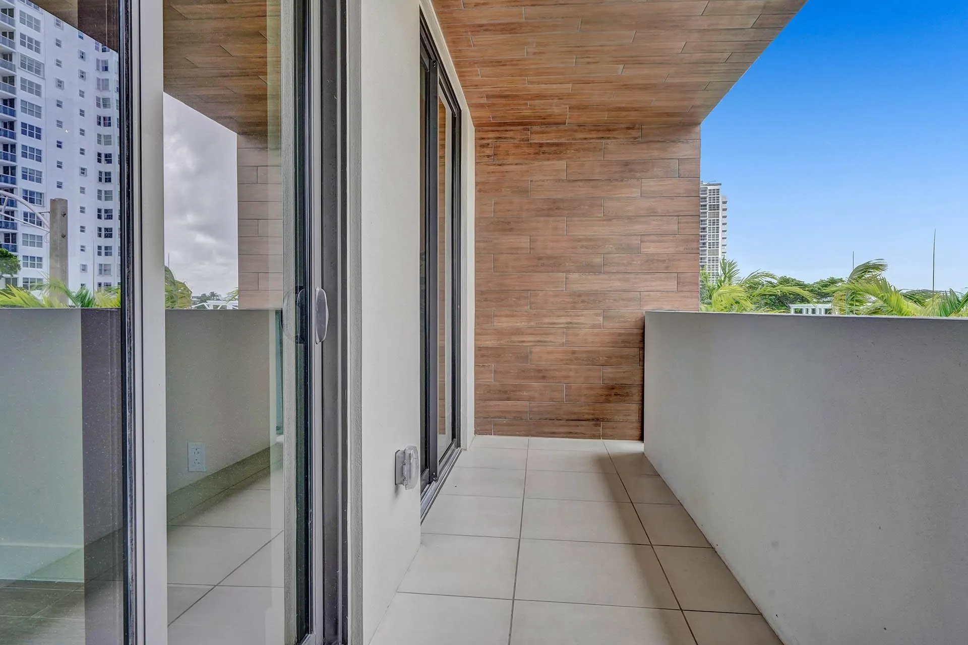 3040 N Ocean Blvd, #N106