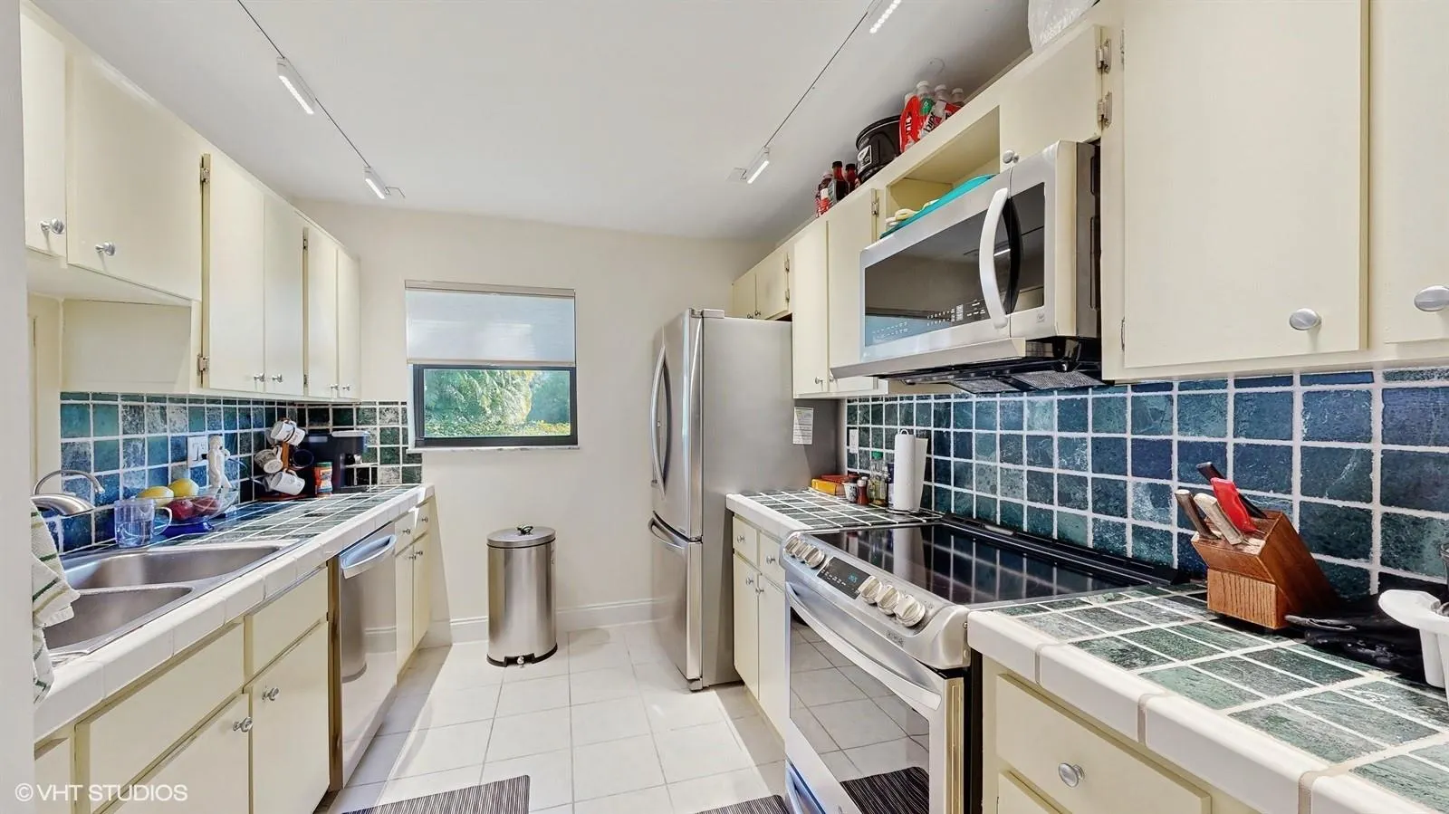2113 NE 11th Ave, #2113