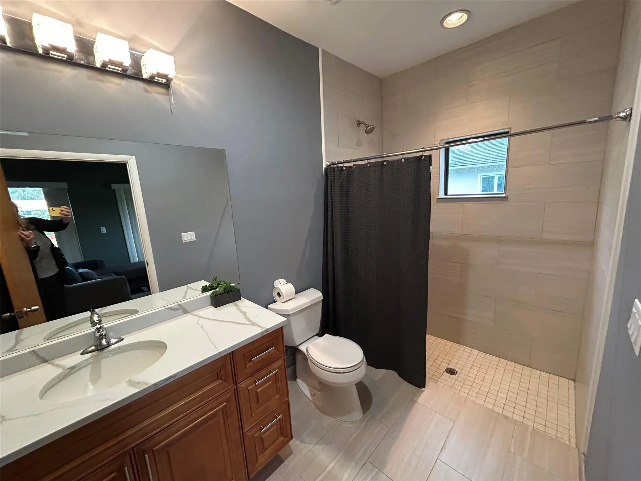 6383 NW 62nd Ter